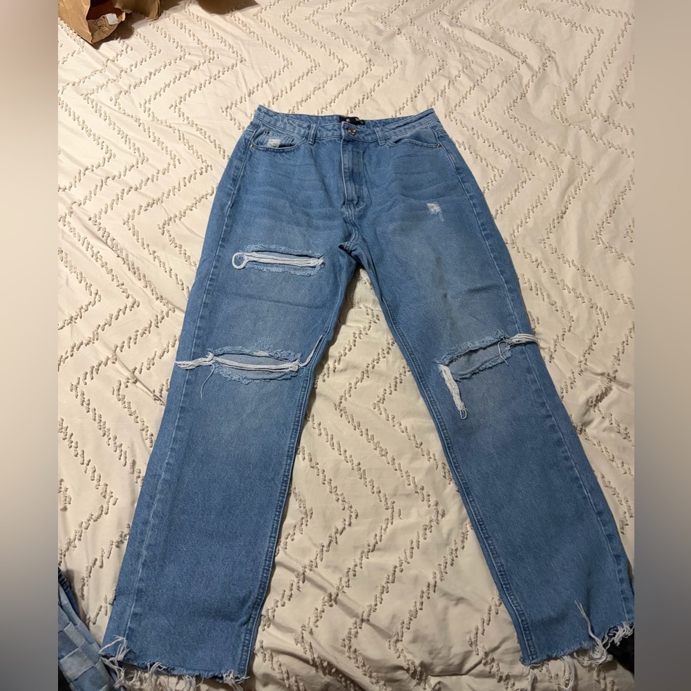 Missguided size 10 light wash distressed jeans straight leg